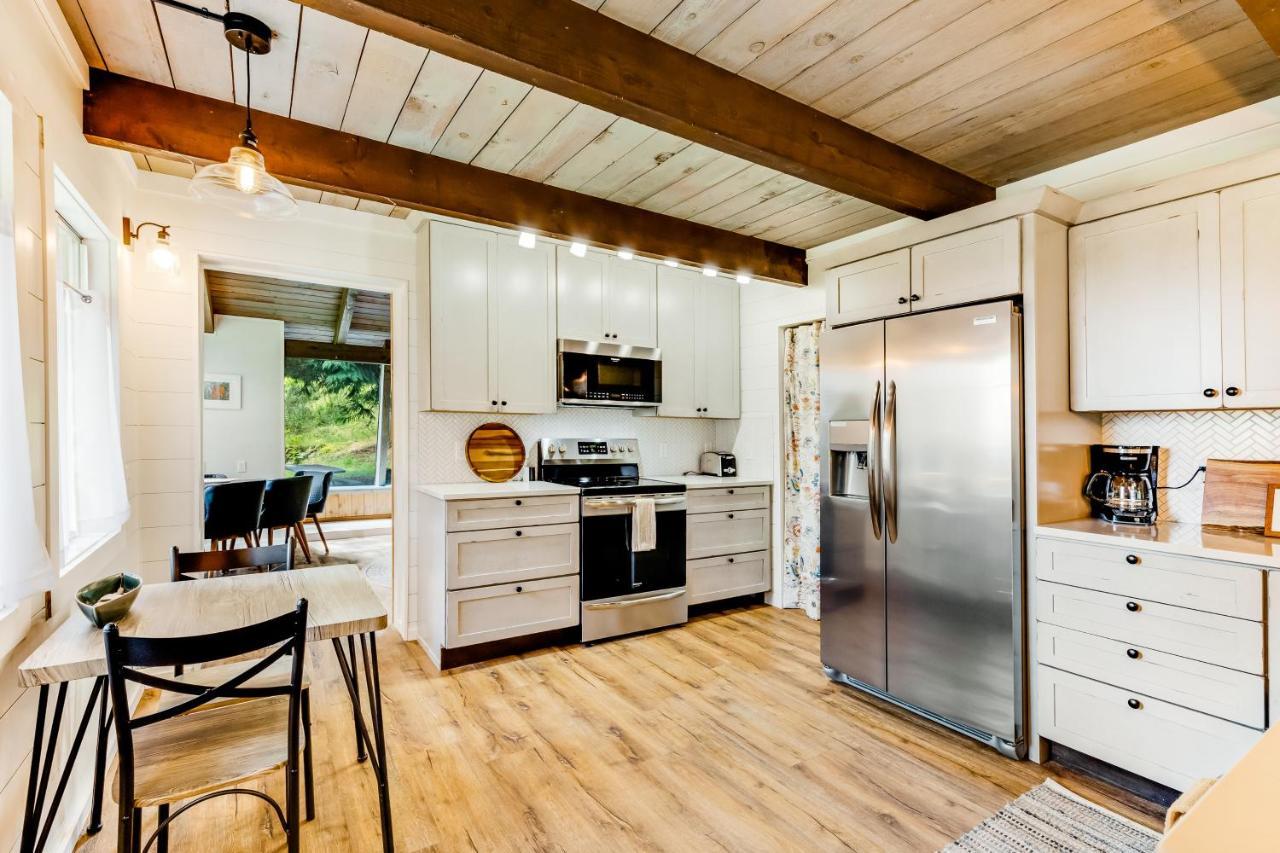 Eastsound Tall Cedars Cabin By The Water מראה חיצוני תמונה